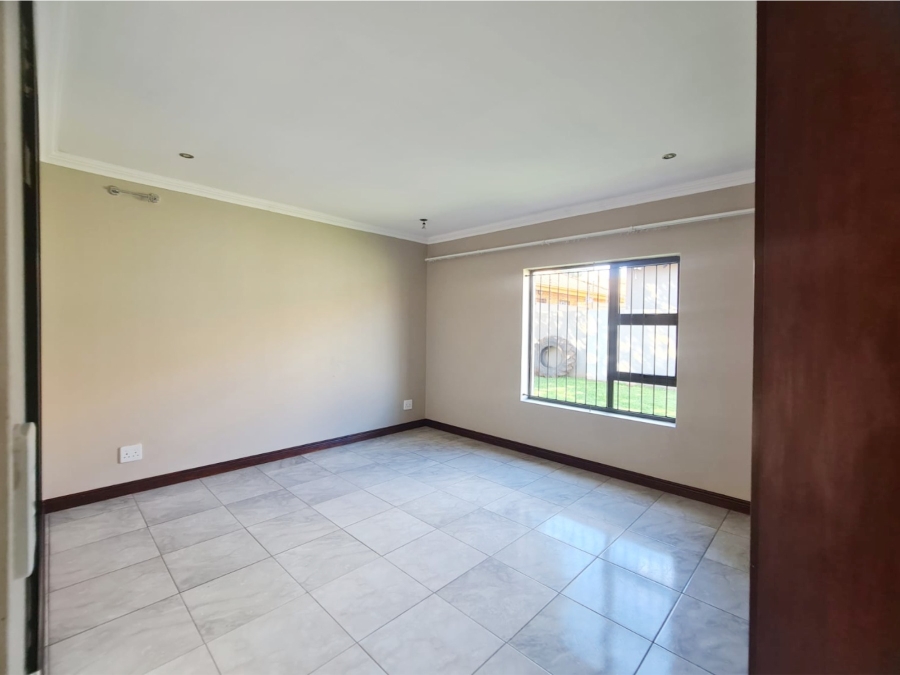 3 Bedroom Property for Sale in Melodie North West